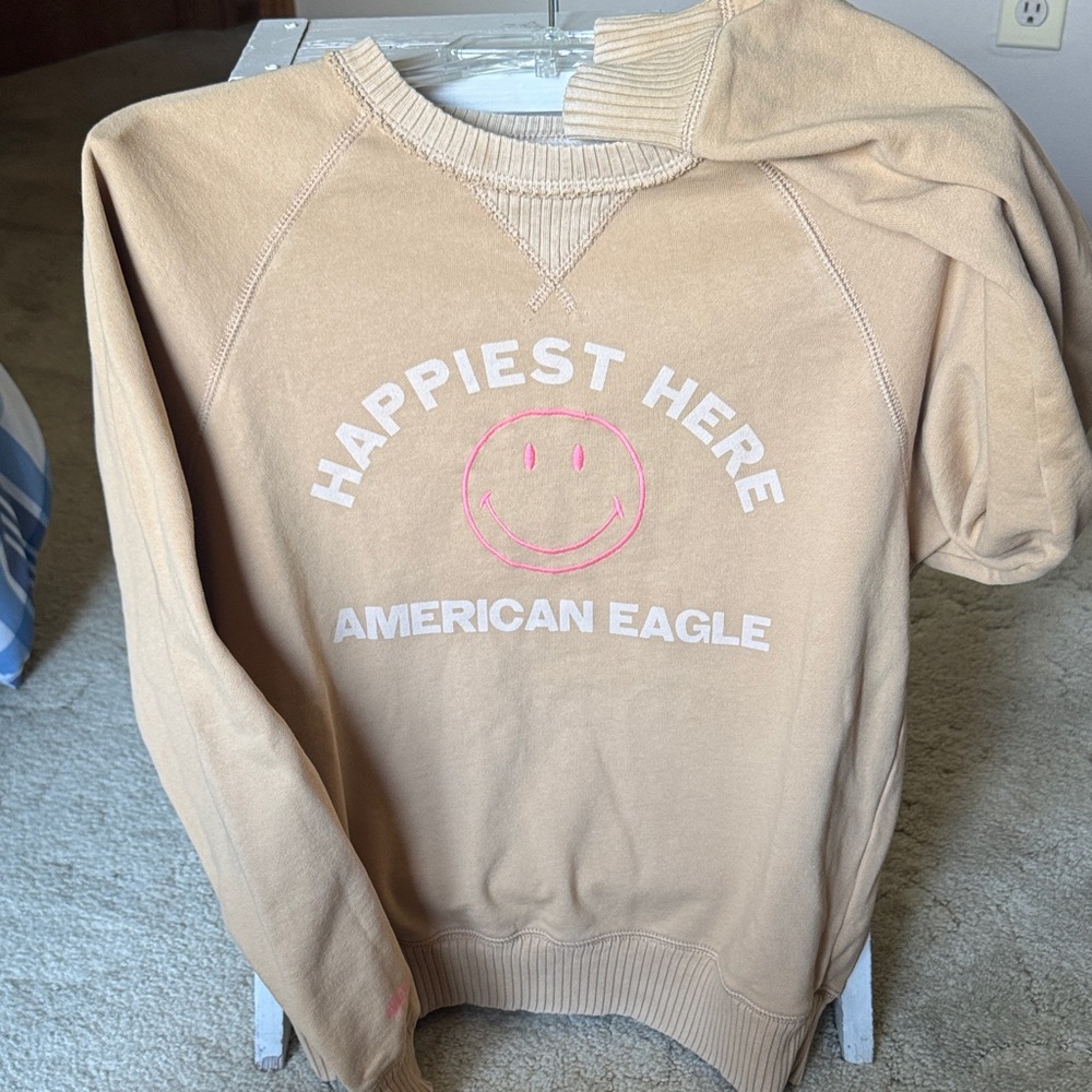 American Eagle Outfitters Beige Crewneck Sweatshirt with Pink Smiley